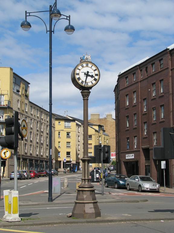 3 Bedroom City Centre Apartment In Lauriston Place Edinburgh Exterior foto